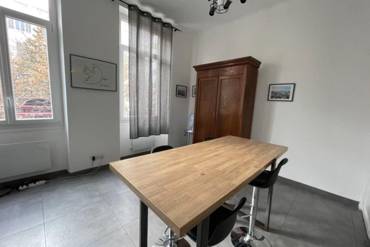 Charming Apartment In The Old Port Marsiglia Esterno foto
