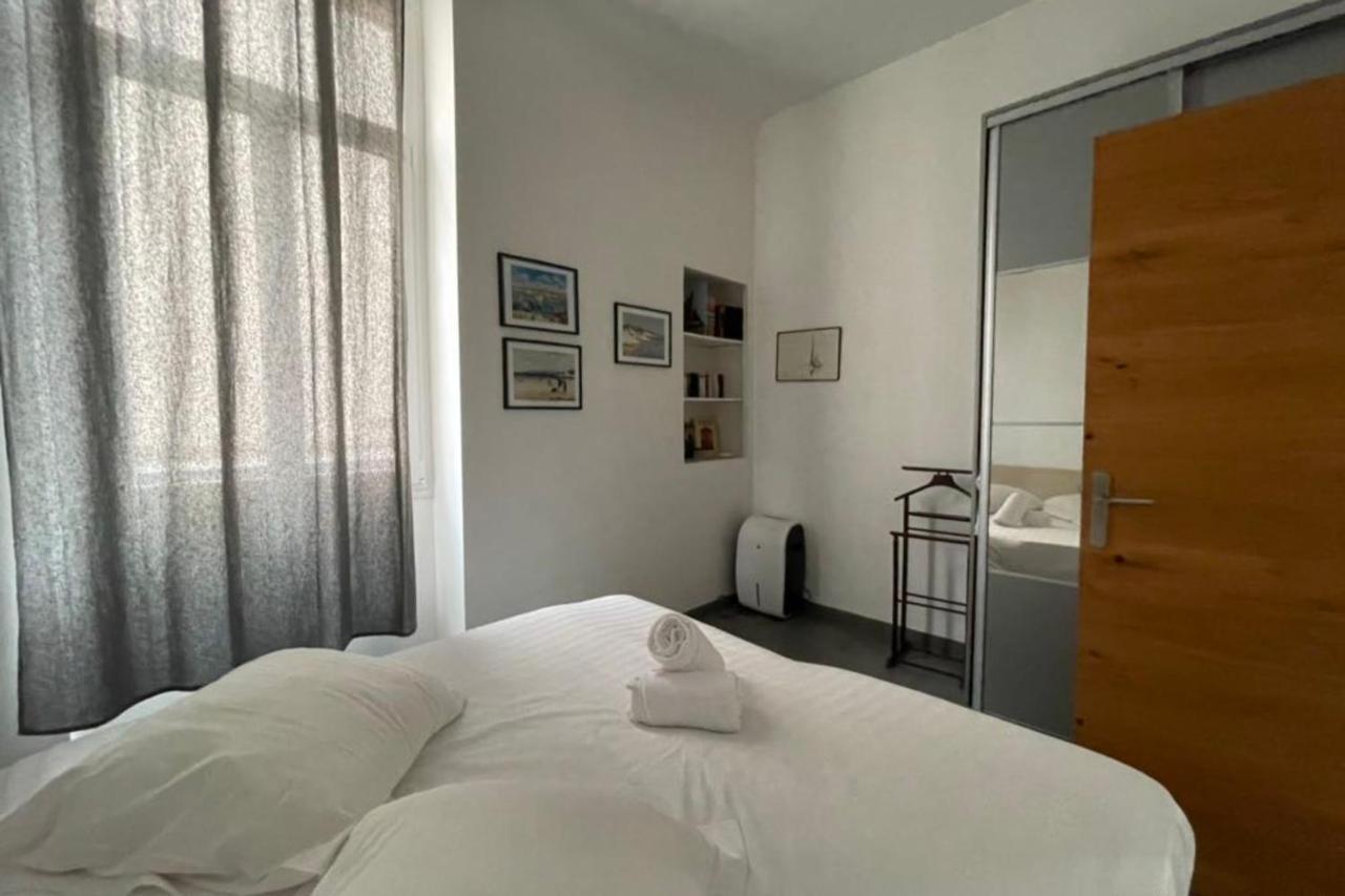 Charming Apartment In The Old Port Marsiglia Esterno foto